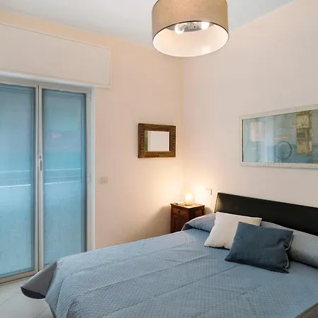 Casa Marte - アラッシオ